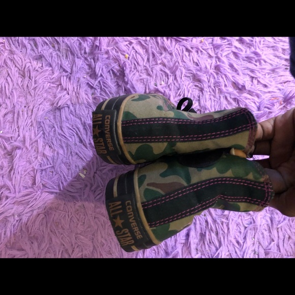 Custom made converse - Picture 3 of 3